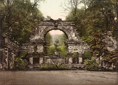 Vienna. Palace. Roman ruin (Schönbrunn. Römische Ruine), between 1890 and 1900